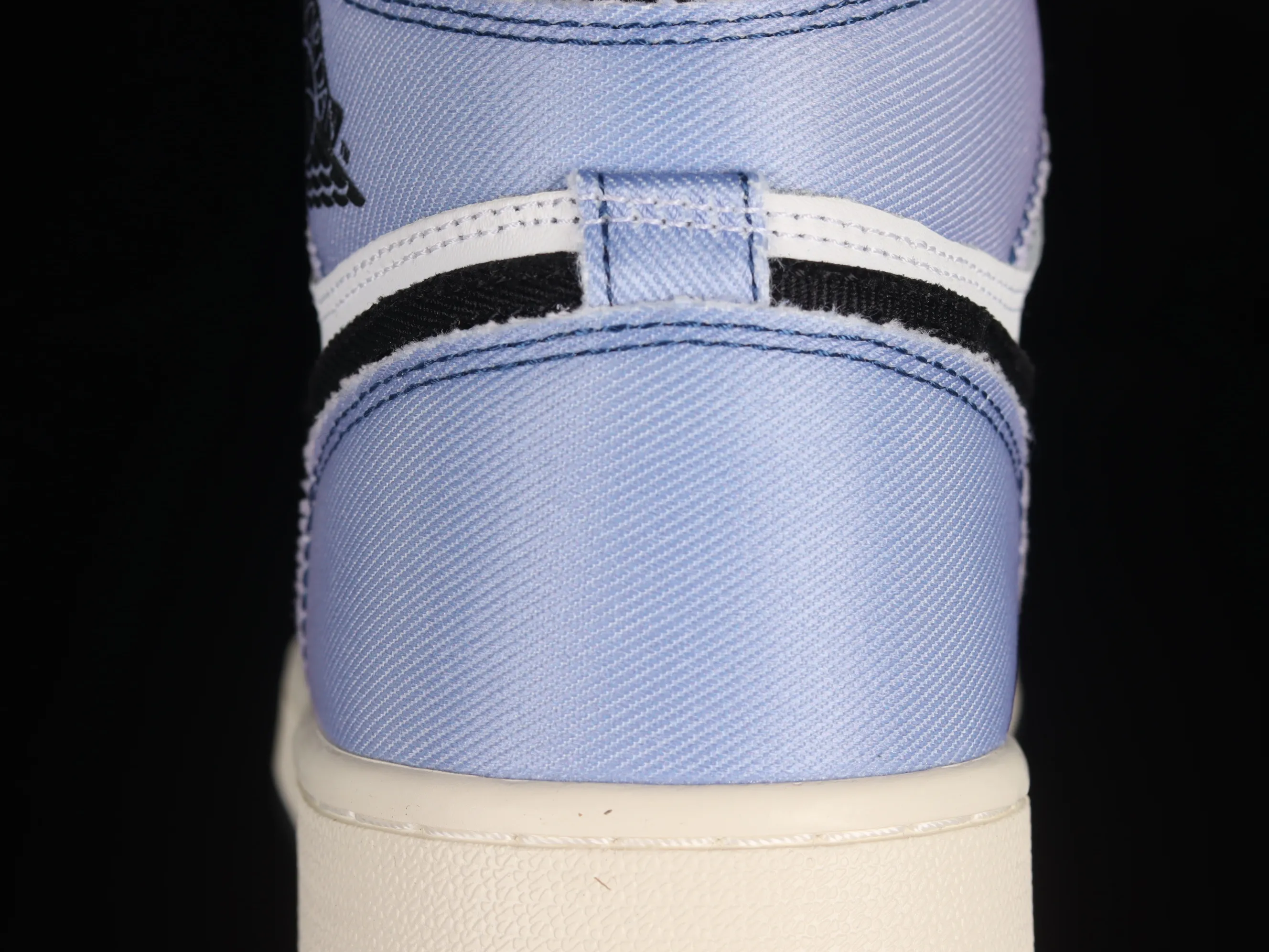 All categories Air Jordan Jordan series basketball shoes Air Jordan 1 High cost-effective version Air Jordan 1 High OG "Skyline" AJ1 Jordan 1 denim high-top basketball shoes DX0054-805